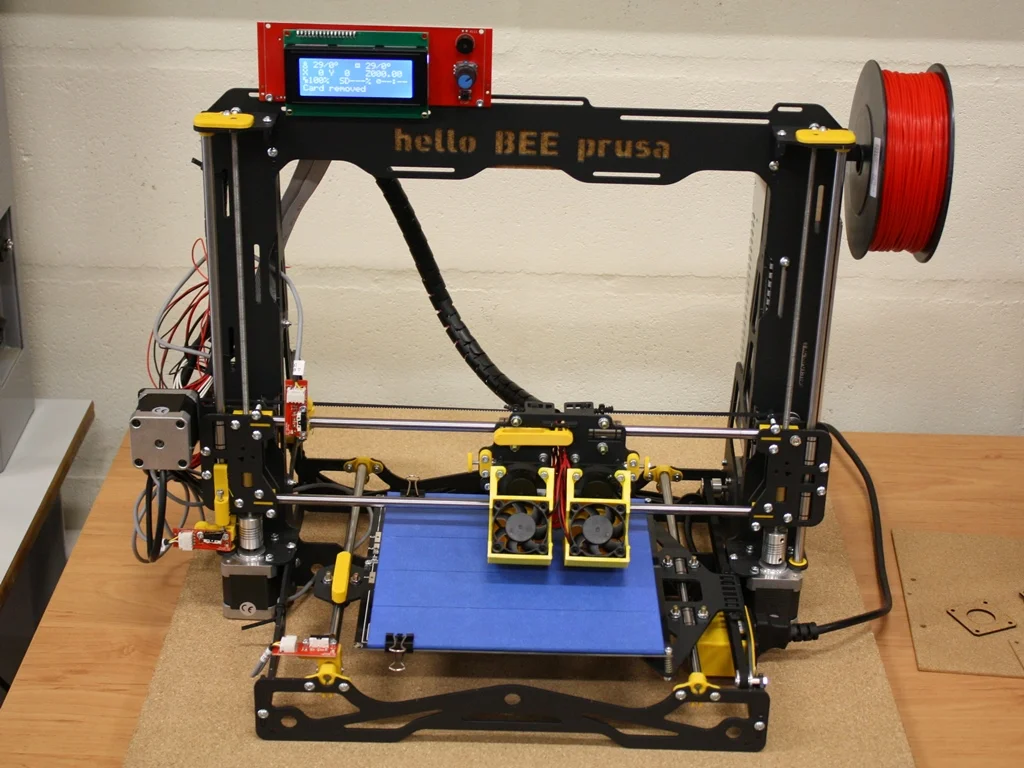 Impressora 3D BEE Prusa