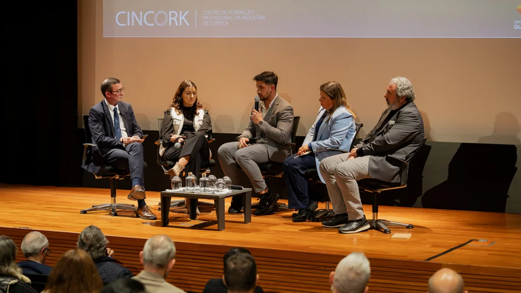 Mesa Redonda 2 Cr